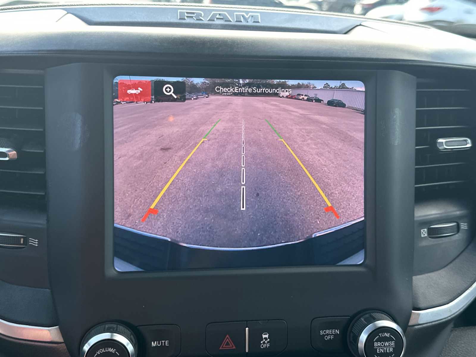 Used 2022 RAM 2500 Big Horn image 19