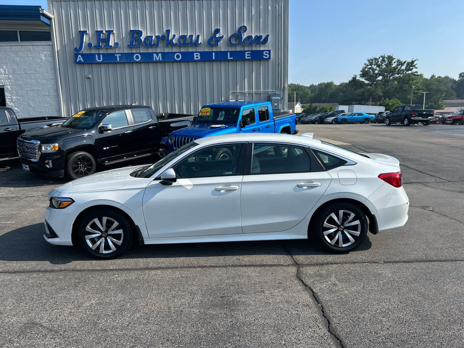 Used 2023 Honda Civic LX image 6