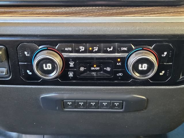 Used 2024 Chevrolet Silverado 3500 LT w/ Convenience Package AWD/4WD image 25