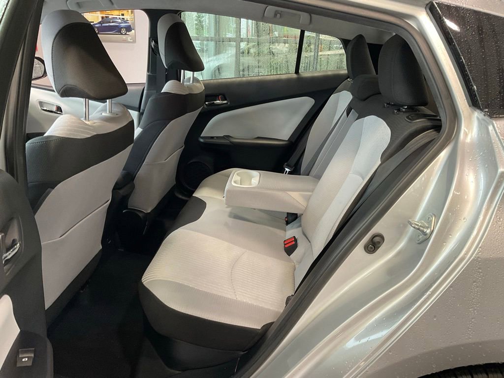 Used 2017 Toyota Prius Two FWD image 19