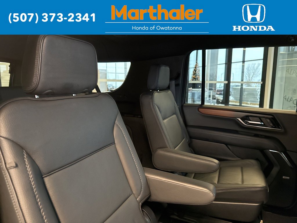 Used 2025 GMC Yukon XL Denali image 18