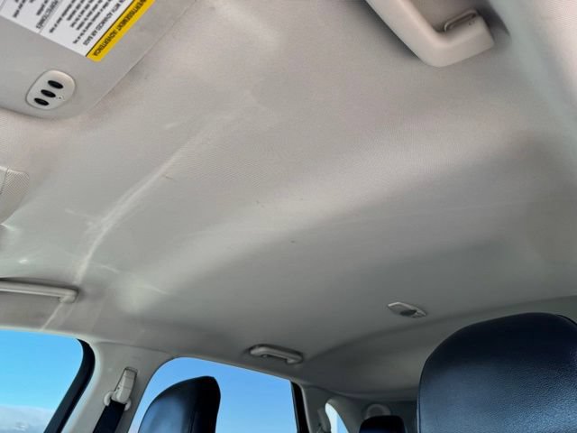 Used 2016 Ford Edge Titanium FWD image 18