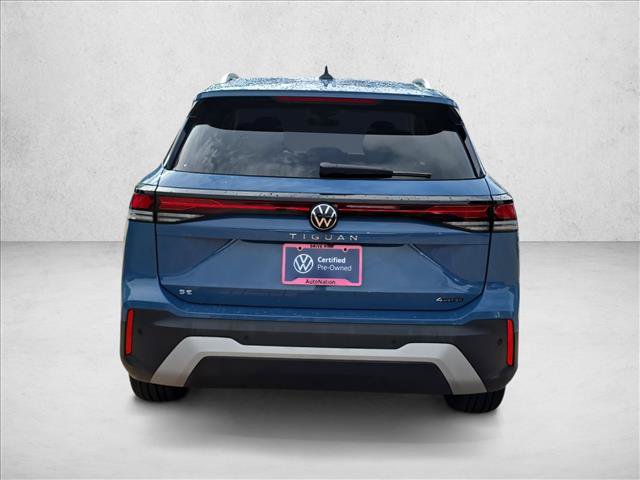 Used 2025 Volkswagen Tiguan SE AWD/4WD image 6