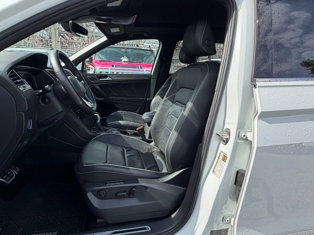 Used 2022 Volkswagen Tiguan SEL R-Line AWD/4WD image 13