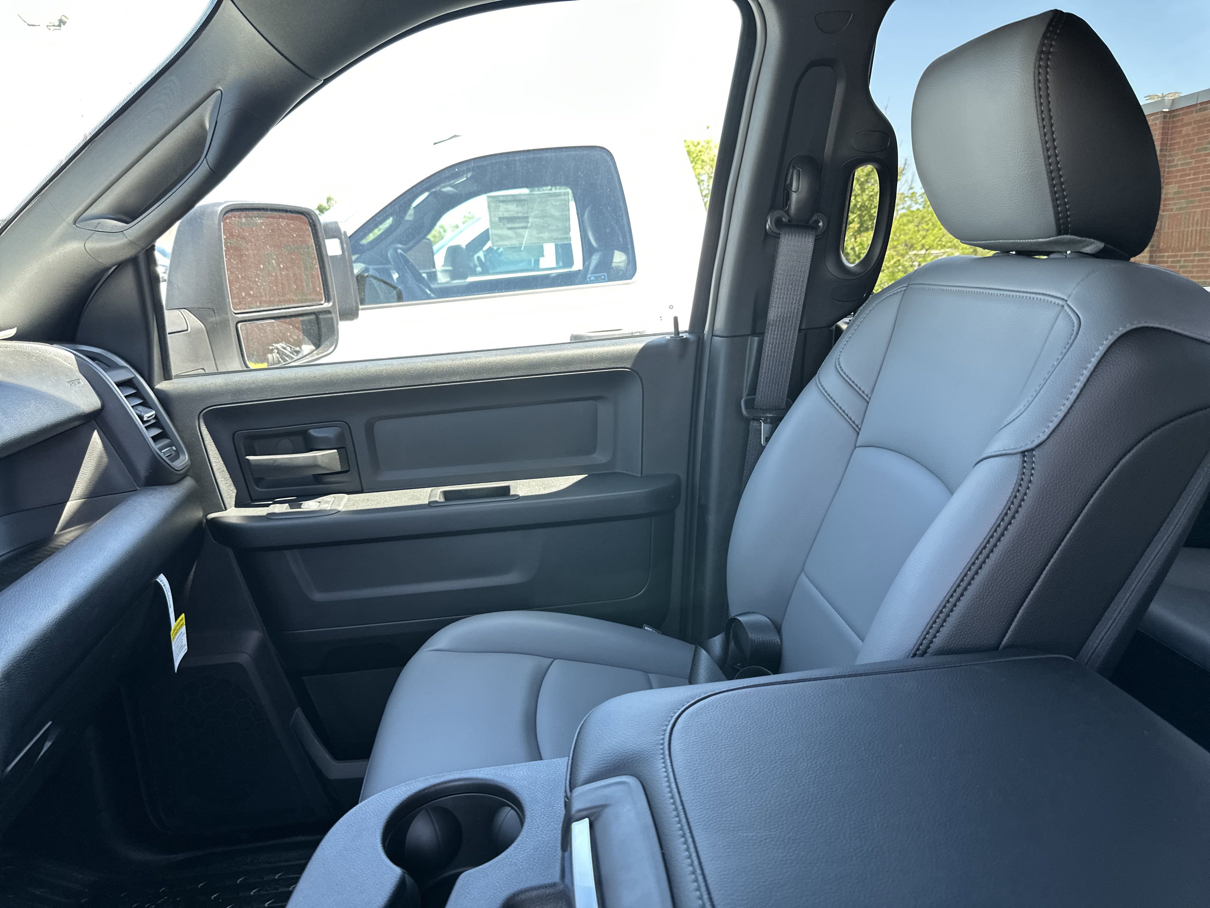 Used 2025 RAM 4500 Tradesman AWD/4WD image 26