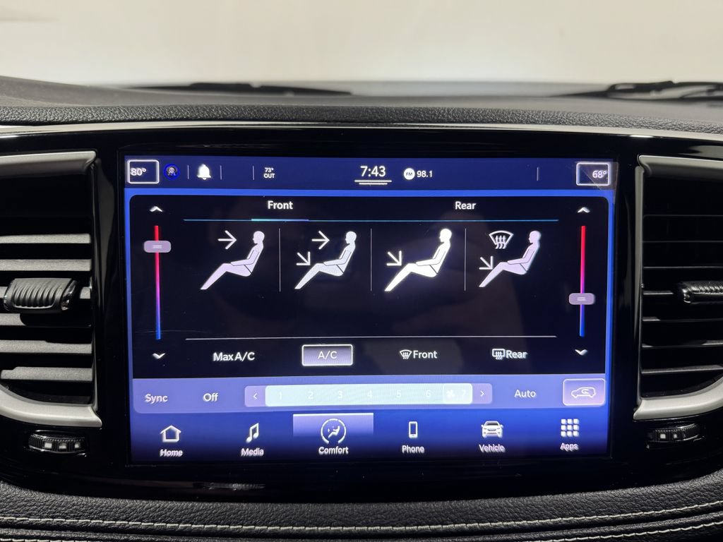 Used 2021 Chrysler Pacifica Touring w/ S Appearance Package FWD image 33
