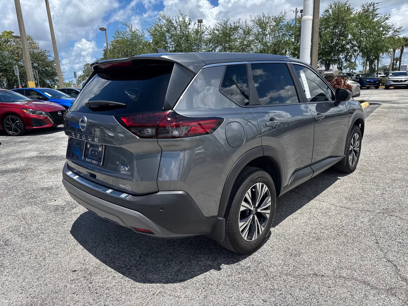 Certified 2023 Nissan Rogue SV image 5