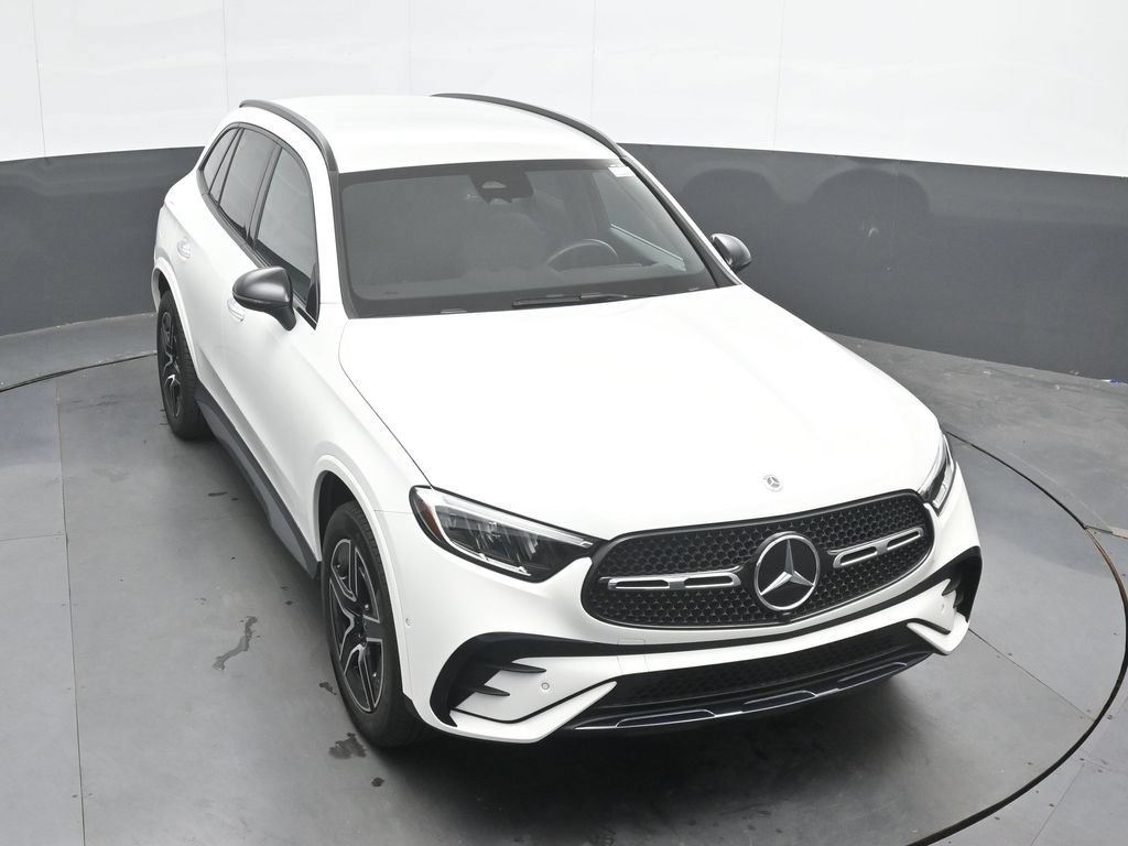 Used 2024 Mercedes-Benz GLC 300 4MATIC image 34