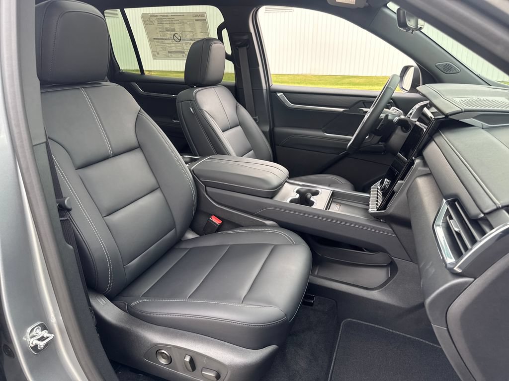 New 2026 GMC Acadia Elevation w/ Black Edition FWD image 10