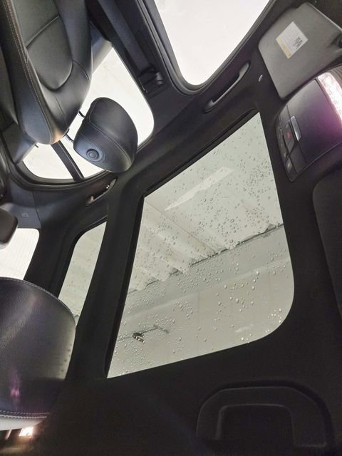 Used 2019 Mercedes-Benz C 300 4MATIC Sedan image 6