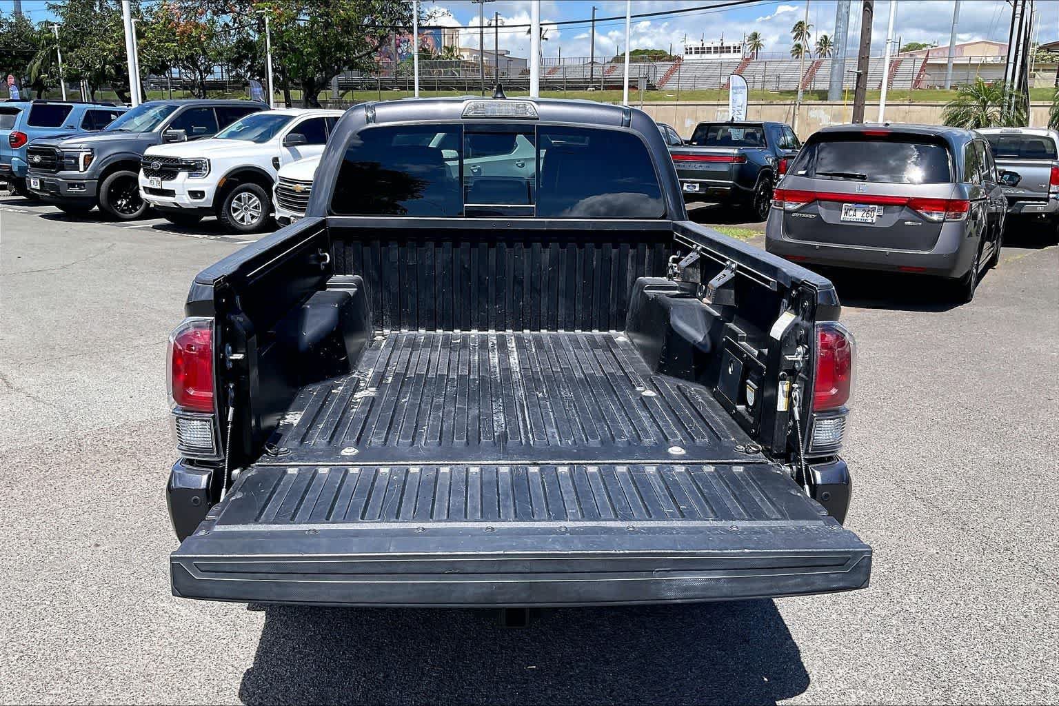 Used 2020 Toyota Tacoma TRD Pro AWD/4WD image 18