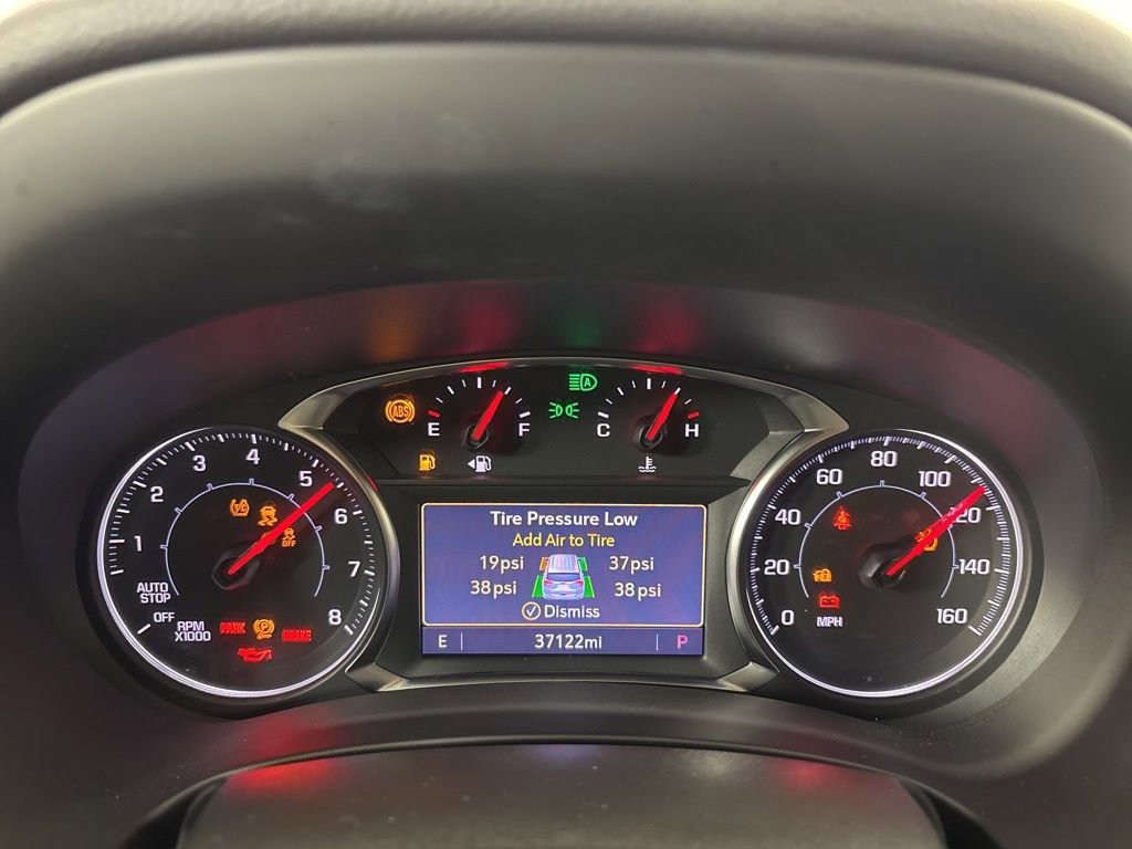 Used 2023 GMC Terrain SLT w/ Elevation Edition image 28