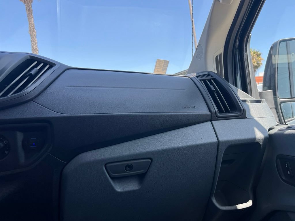 Used 2019 Ford Transit 250 148 High Roof Extended RWD image 21