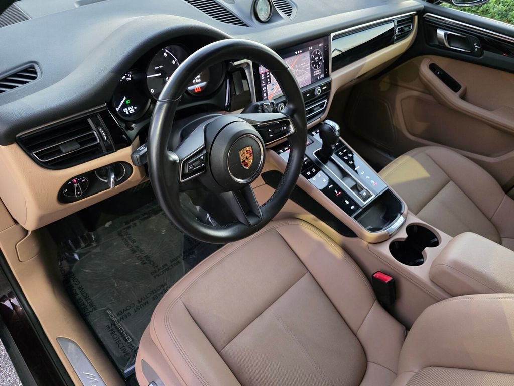 Used 2024 Porsche Macan S image 11