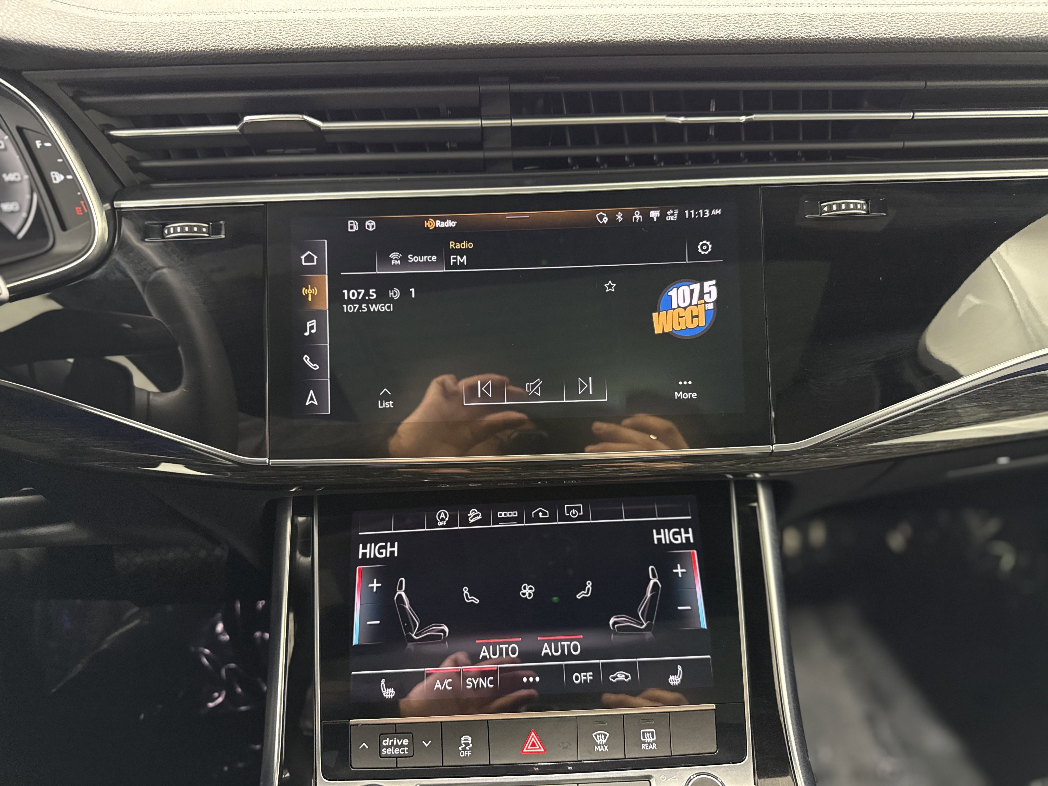 Used 2024 Audi Q7 Premium Plus w/ Premium Plus Package image 24