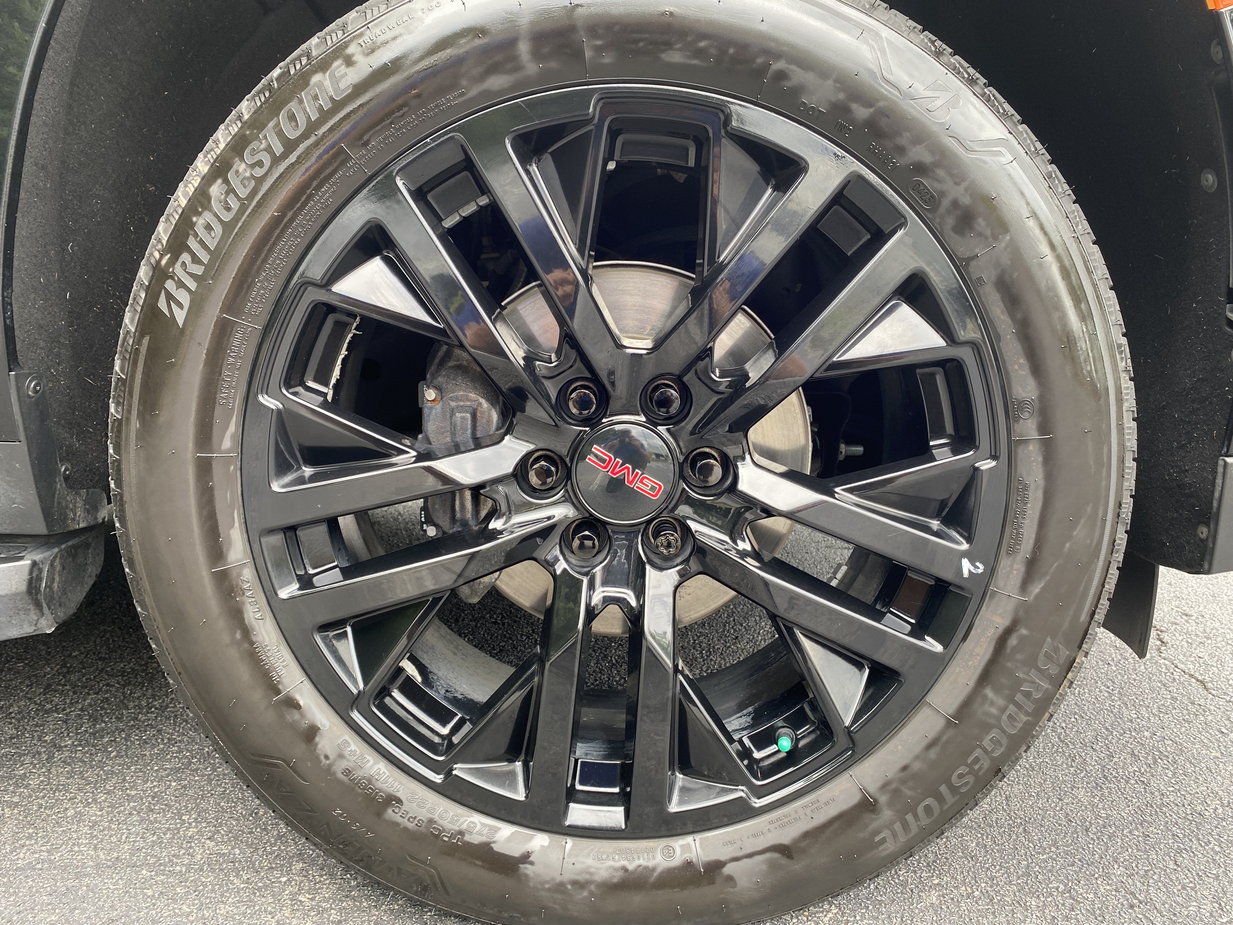 Used 2022 GMC Yukon SLT RWD image 13