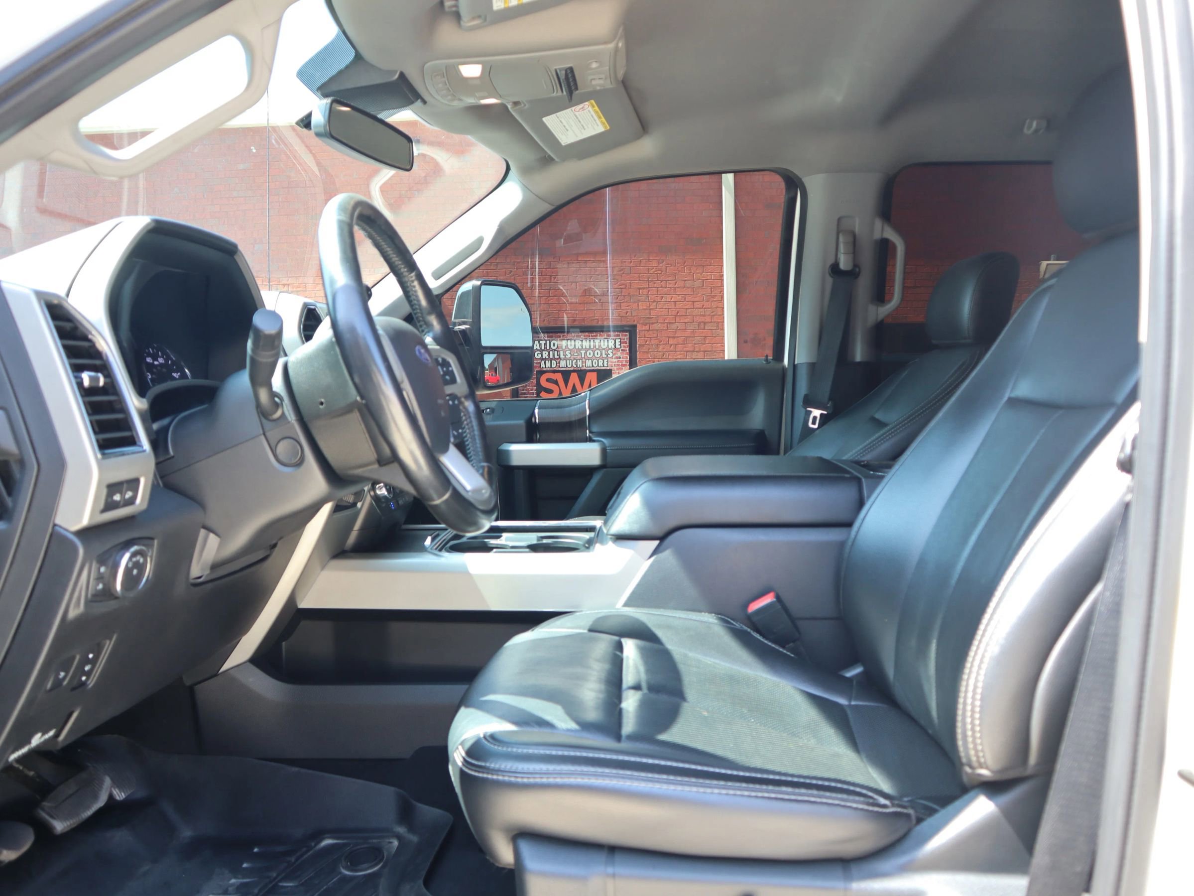 Used 2021 Ford F350 Lariat w/ Lariat Ultimate Package image 12