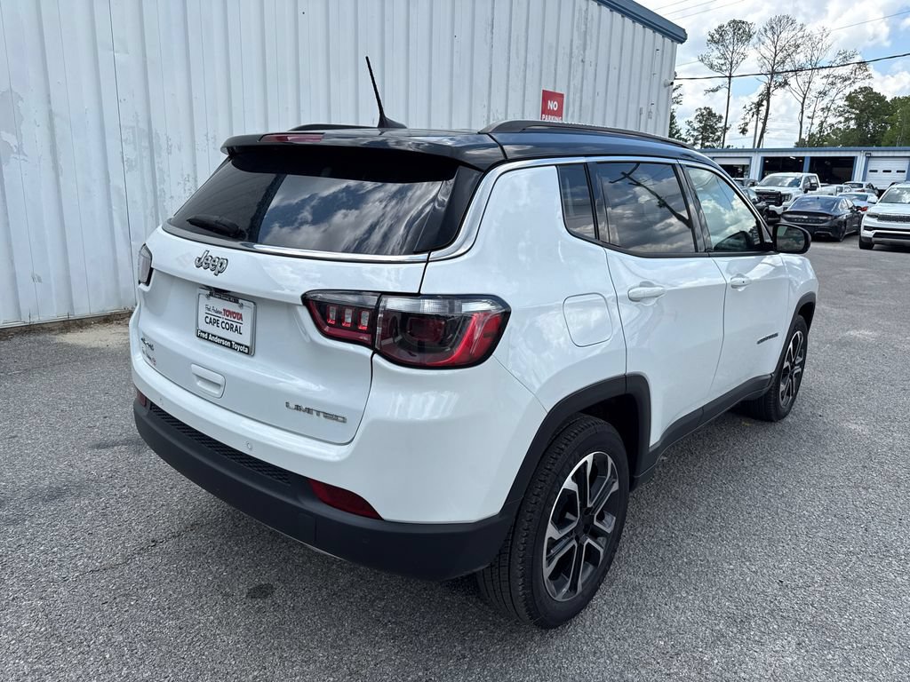 Used 2023 Jeep Compass Limited AWD/4WD image 7