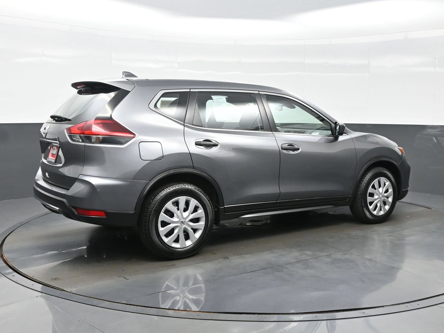 Used 2020 Nissan Rogue S FWD image 6