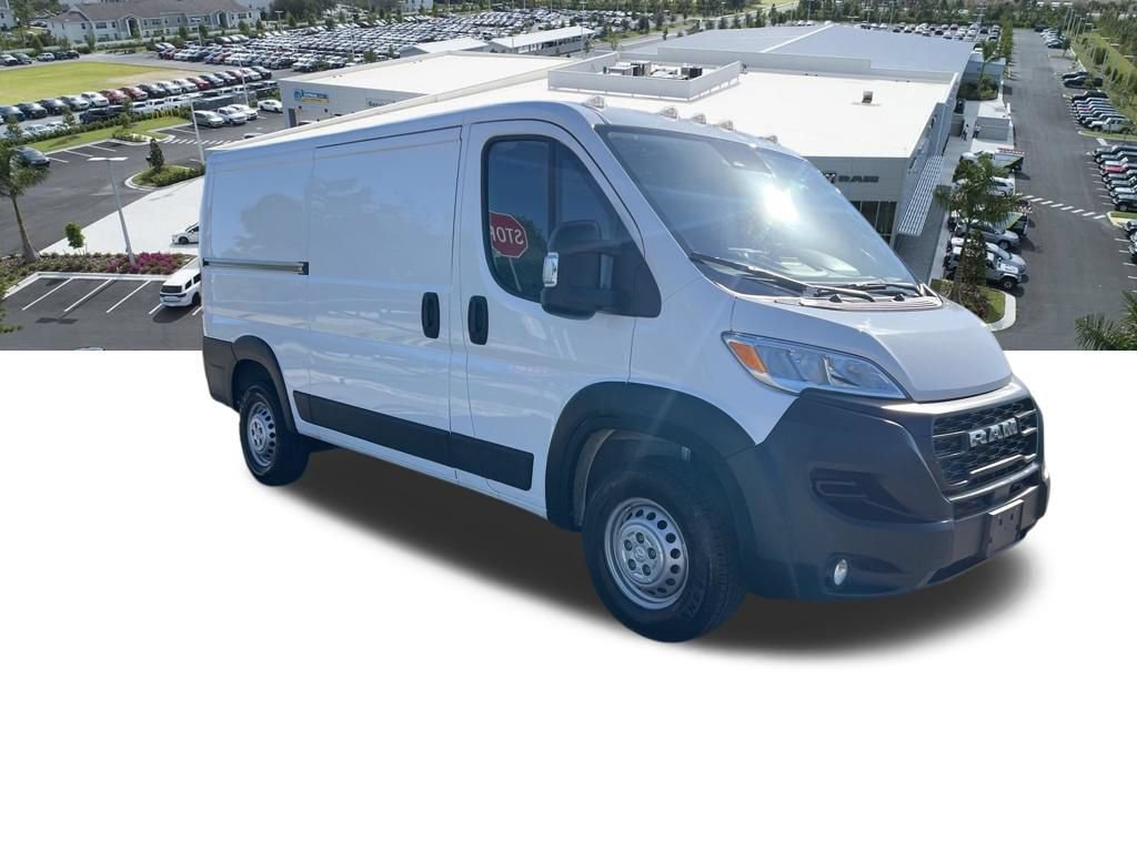 Used 2025 RAM ProMaster 2500 w/ Convenience Group FWD image 16