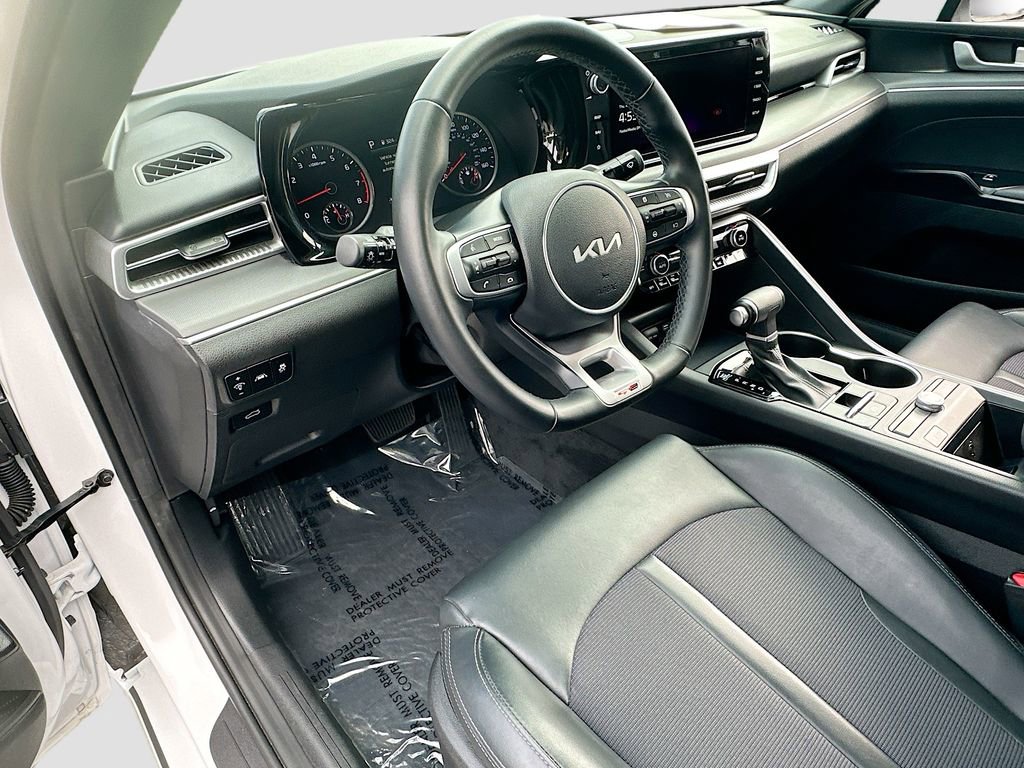 Certified 2022 Kia K5 GT-Line image 9