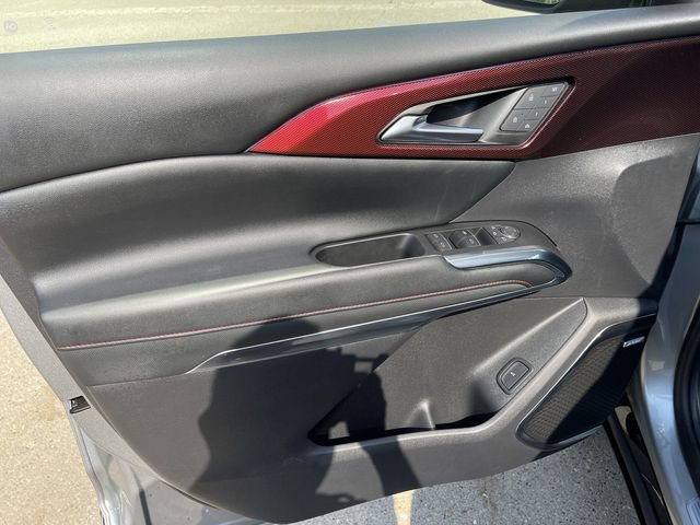 Used 2024 Chevrolet Traverse RS w/ LPO, Floor Liner Package AWD/4WD image 10