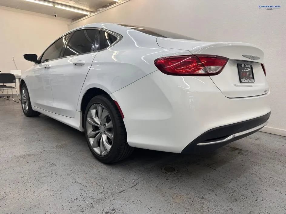 Used 2015 Chrysler 200 Limited image 6