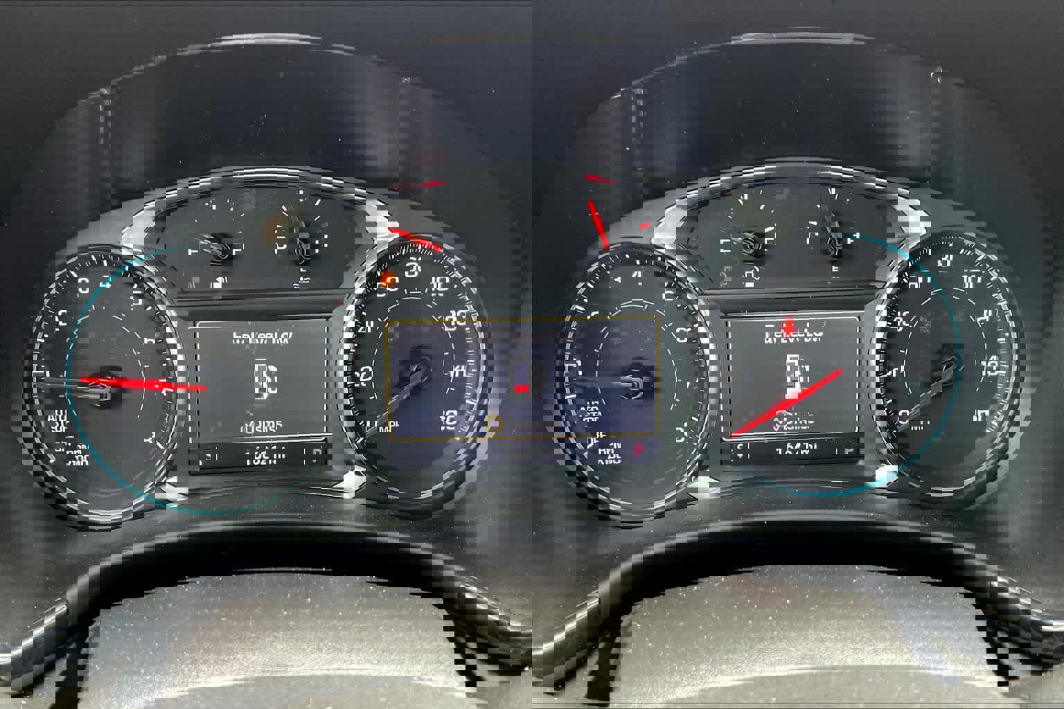 Used 2023 Chevrolet Equinox RS w/ RS Leather Package image 20