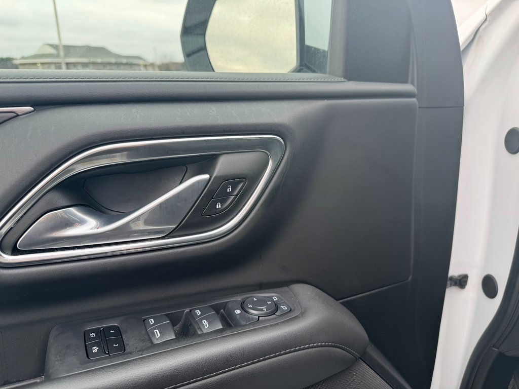 Used 2024 Chevrolet Tahoe LT image 11