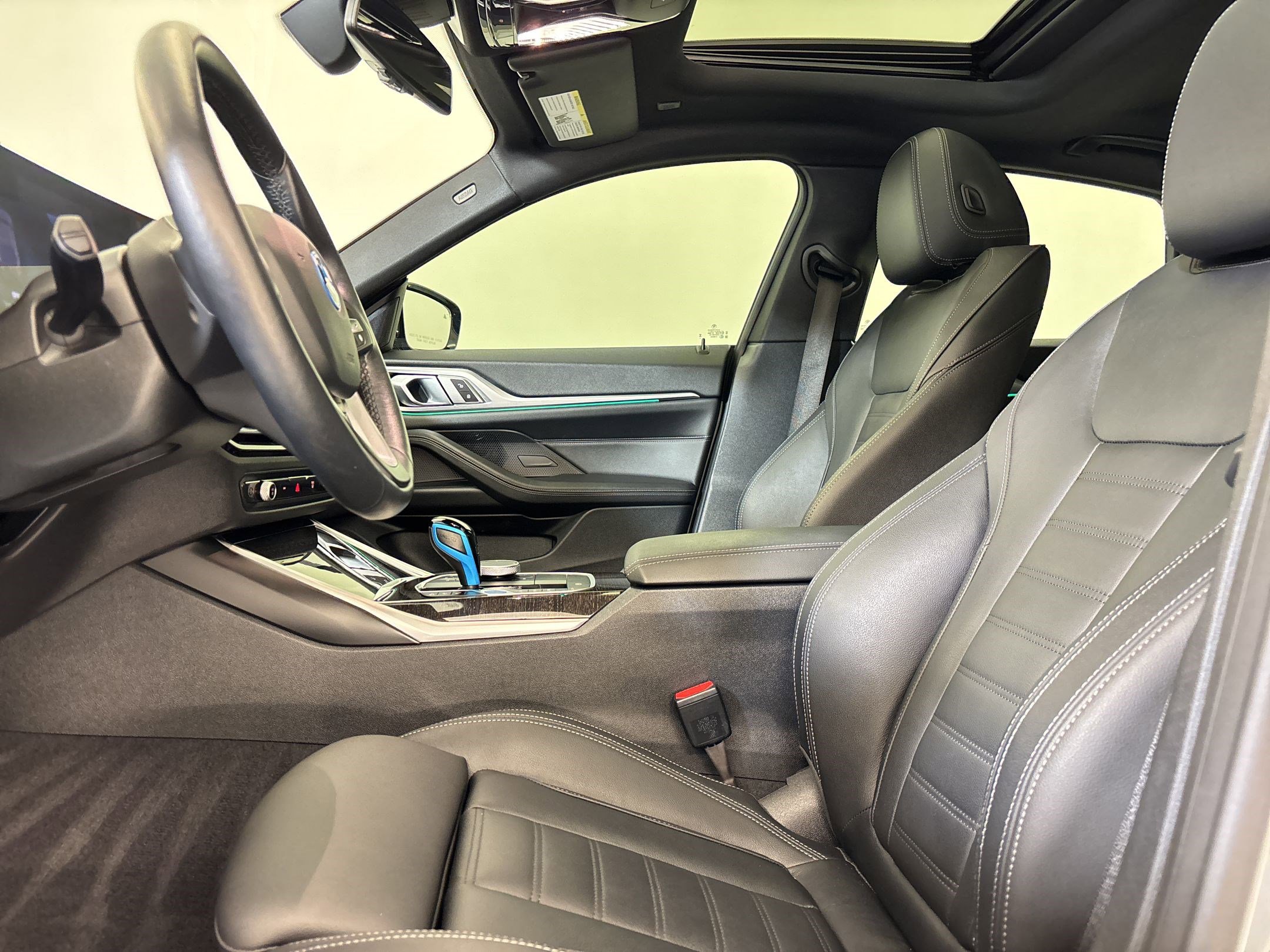 Certified 2023 BMW i4 eDrive35 w/ Premium Package image 5