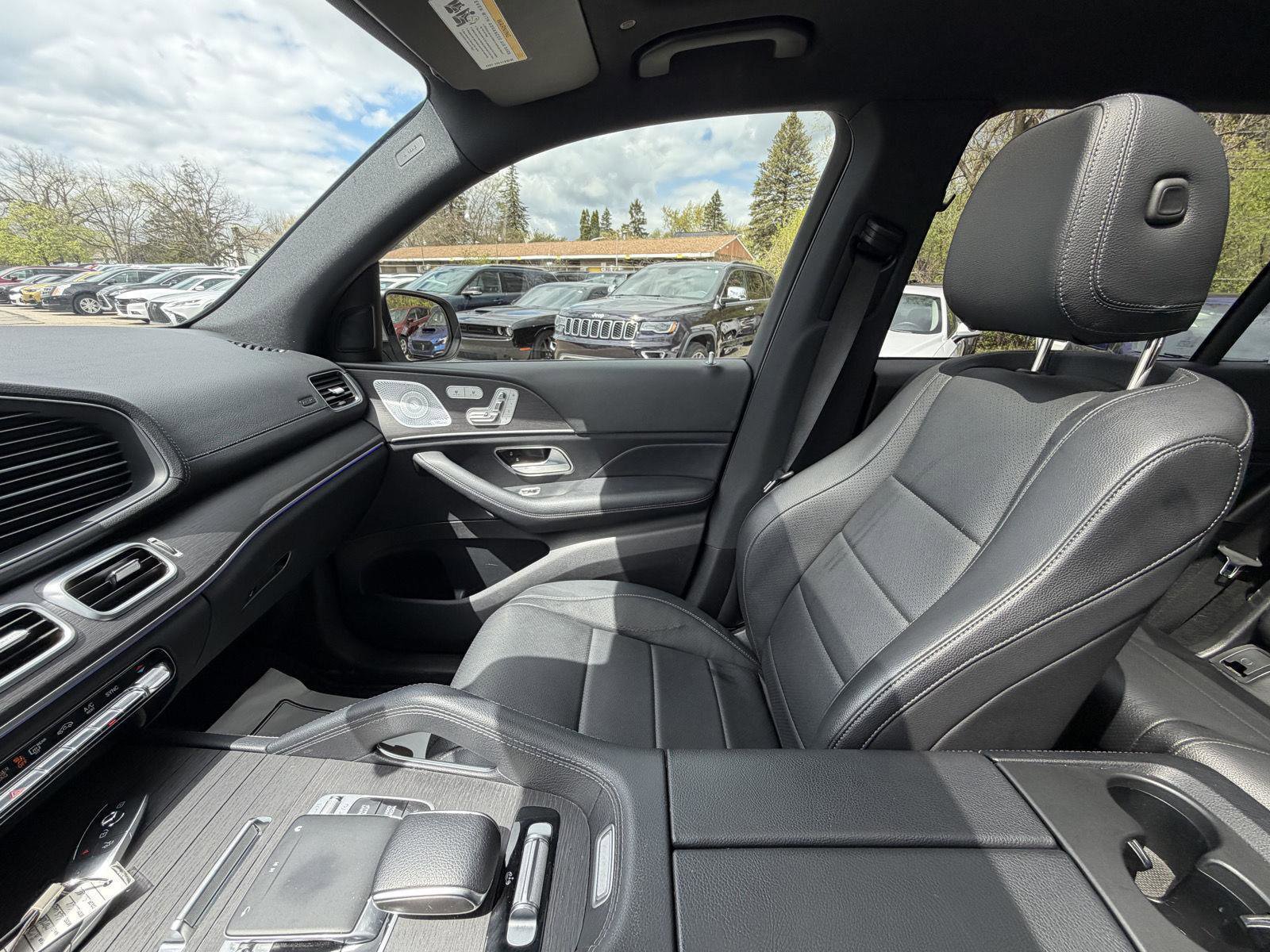Used 2020 Mercedes-Benz GLS 450 4MATIC image 19