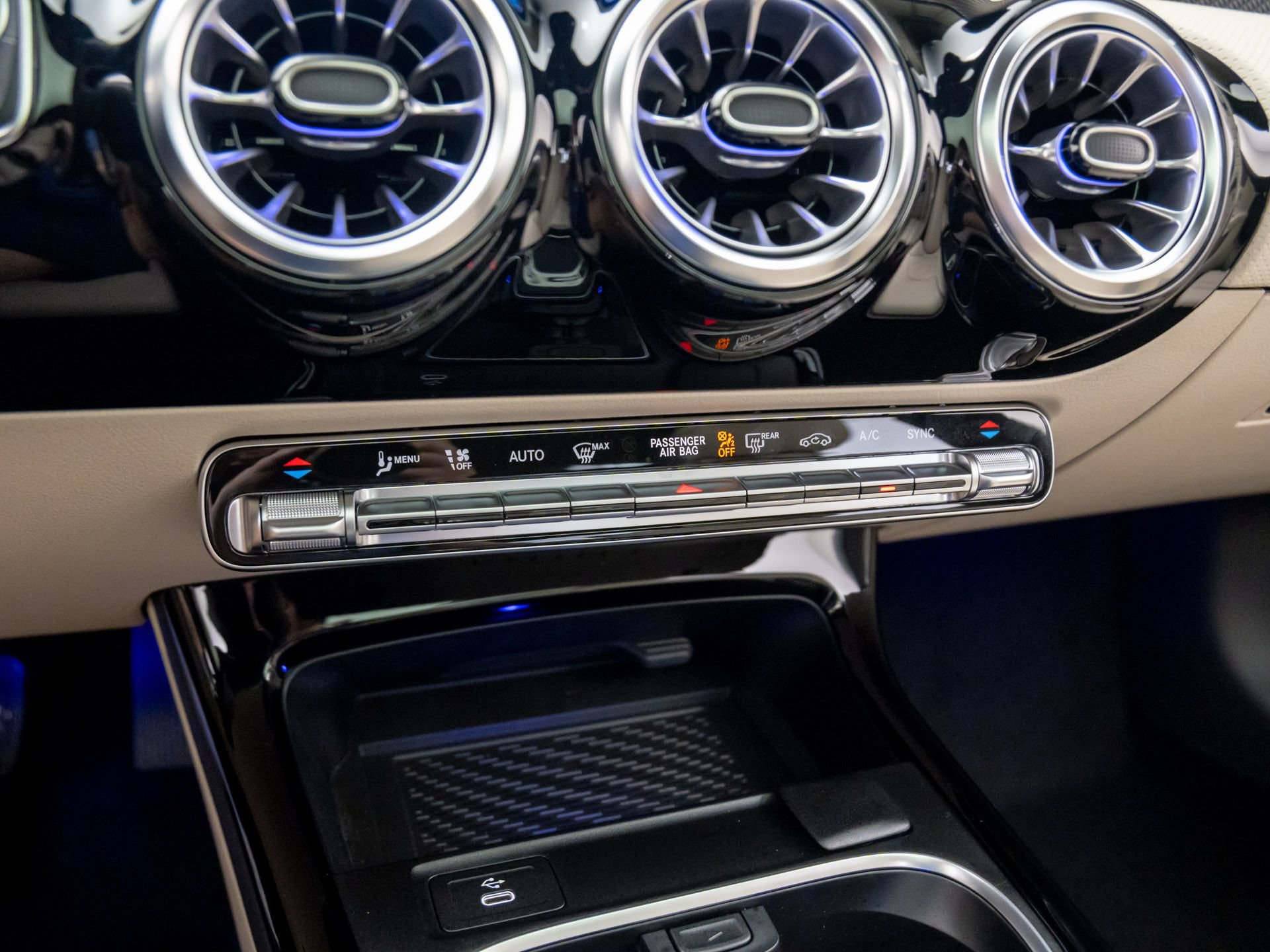 New 2026 Mercedes-Benz CLA 250 4MATIC image 24