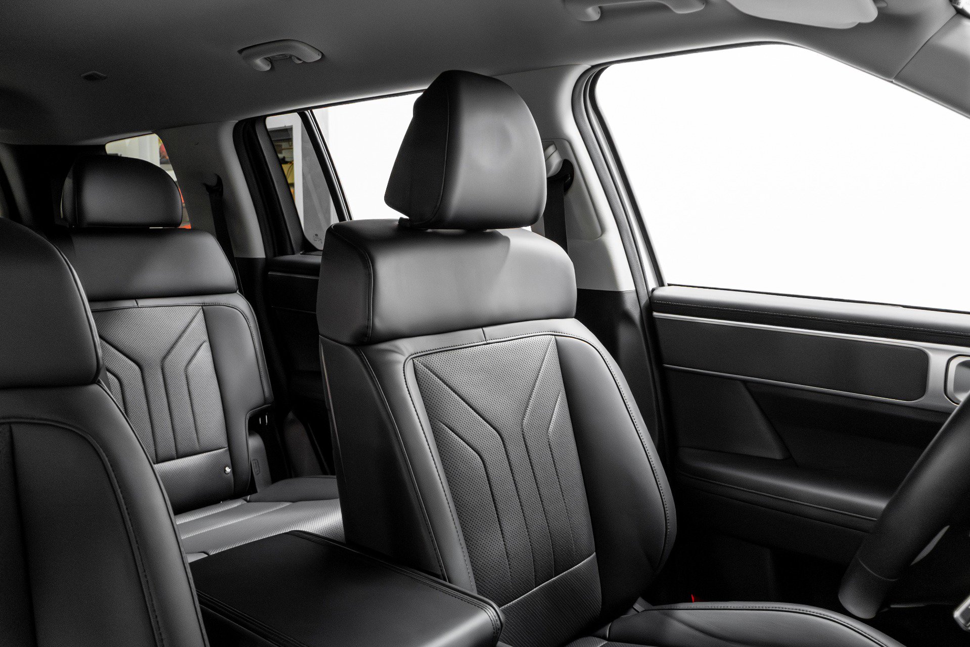 Used 2025 Hyundai Santa Fe SEL image 18