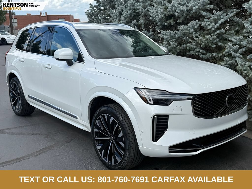Used 2025 Volvo XC90 B5 Plus AWD/4WD image 8