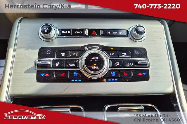 Used 2020 Lincoln Aviator Reserve w/ Equipment Group 202A image 22