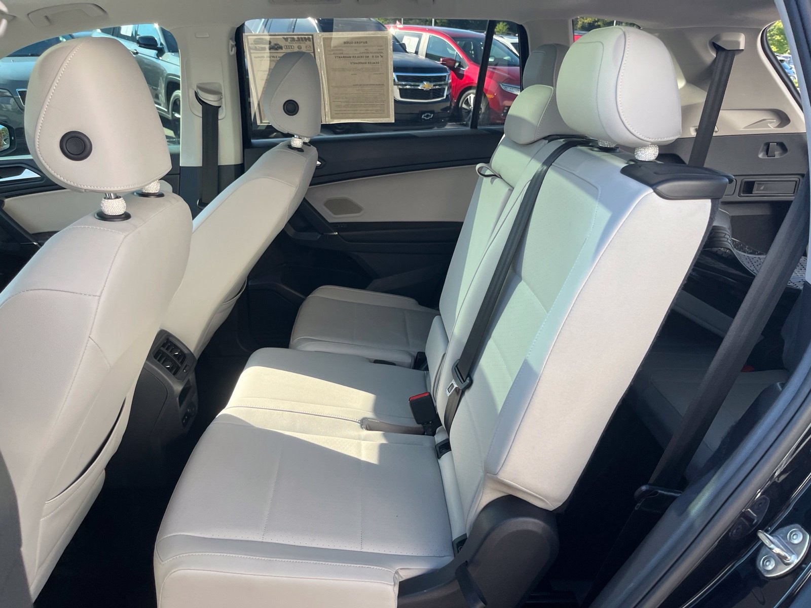 Used 2020 Volkswagen Tiguan SEL w/ 3rd Row Seat Package AWD/4WD image 27