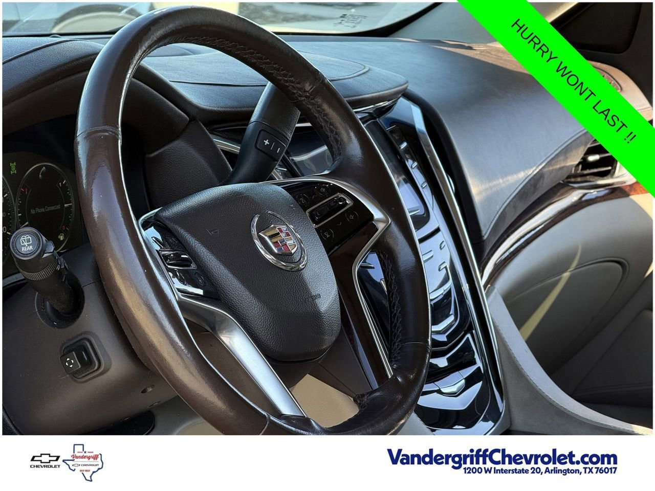 Used 2015 Cadillac Escalade Premium RWD image 7