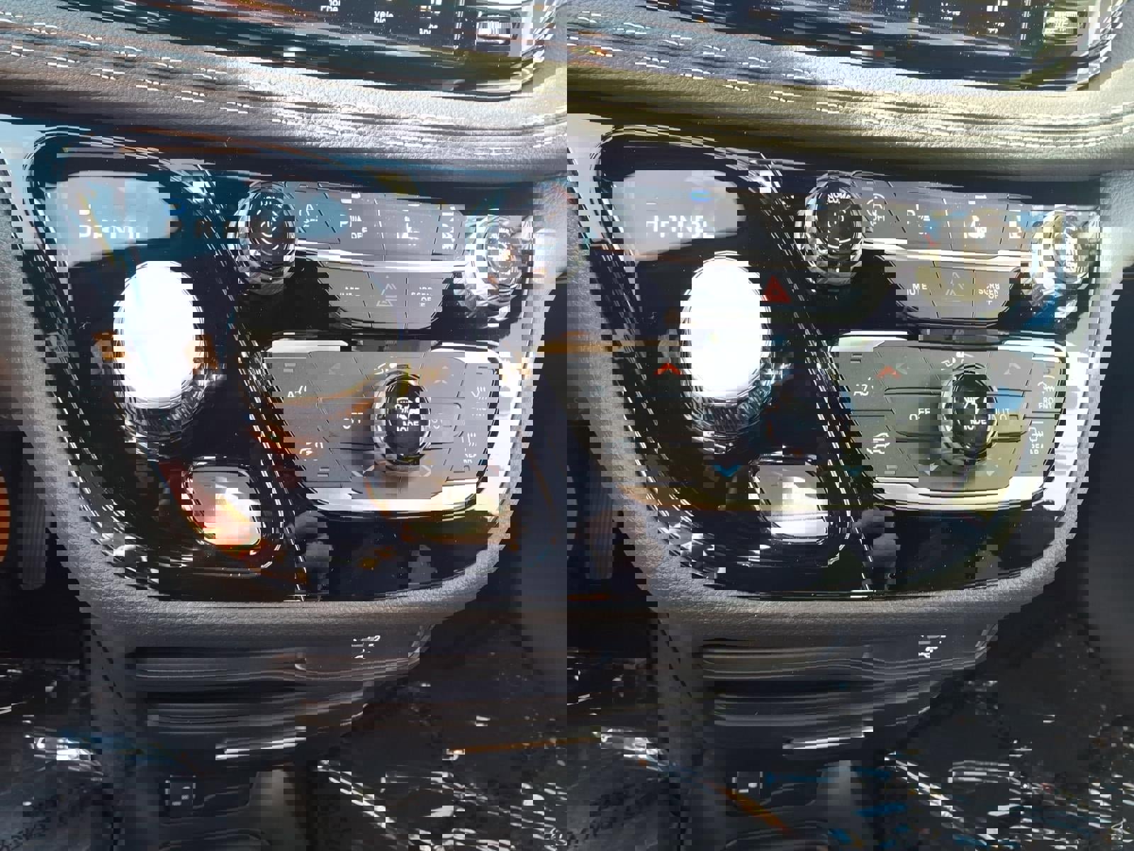 New 2026 Chrysler Pacifica Select image 13