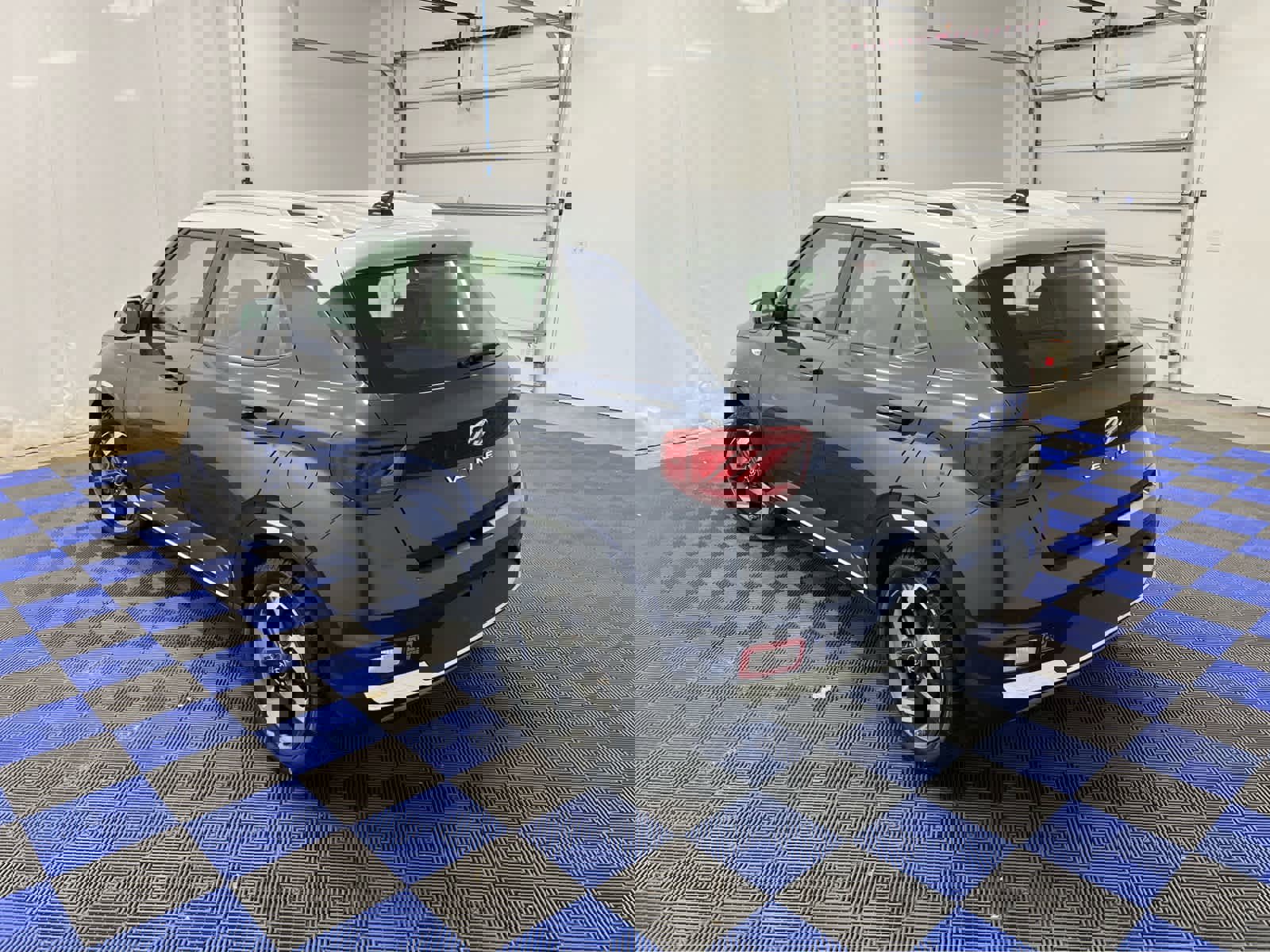 Used 2021 Hyundai Venue image 9