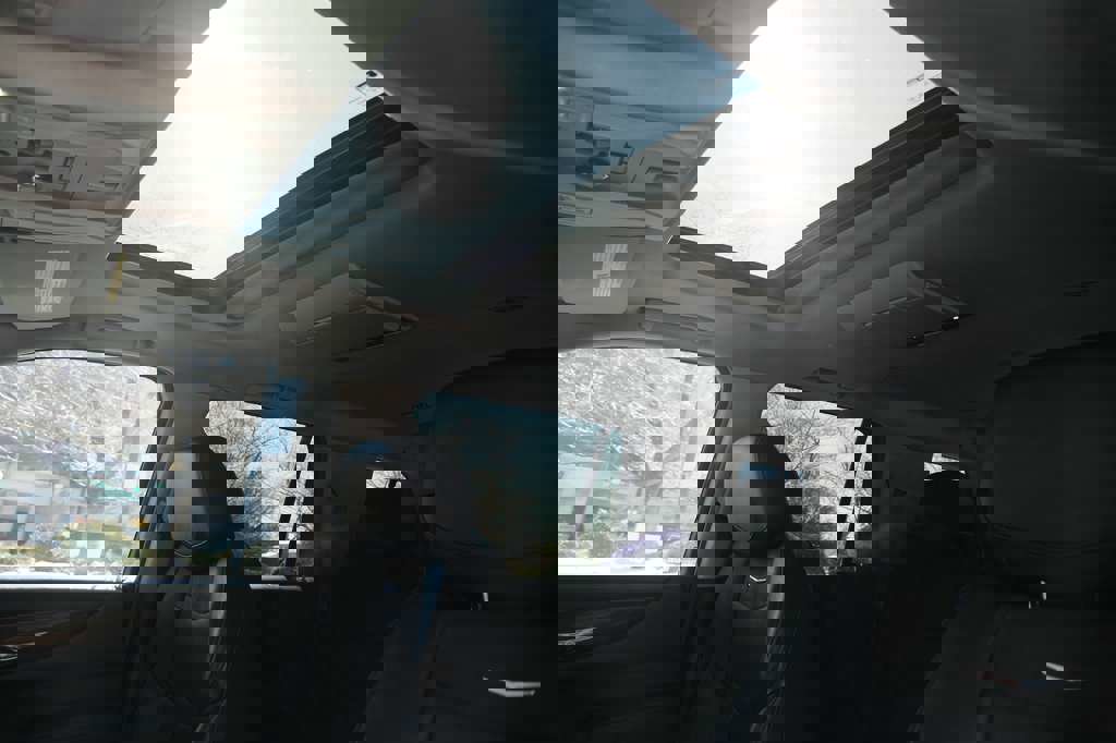 Used 2020 Cadillac Escalade Luxury image 38