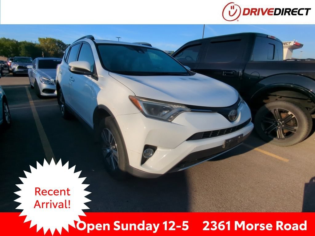 Used 2018 Toyota RAV4 XLE AWD/4WD image 1