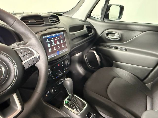 Used 2023 Jeep Renegade Latitude AWD/4WD image 27