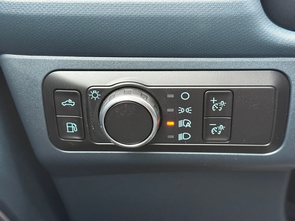 New 2025 Ford Maverick XL image 24