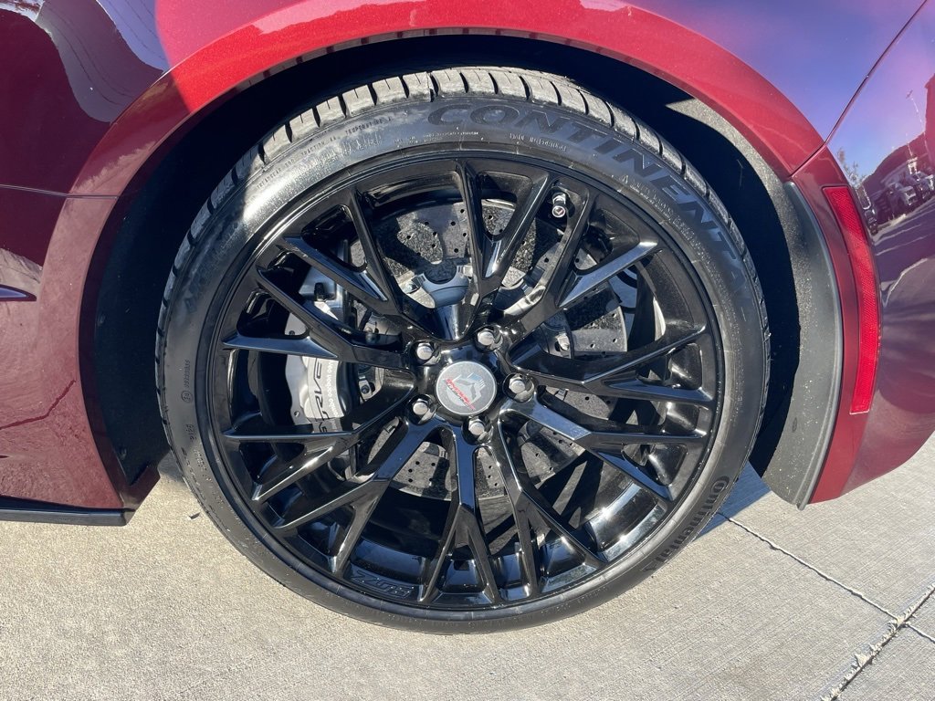 Used 2016 Chevrolet Corvette Z06 w/ 3LZ Preferred Equipment Group image 34