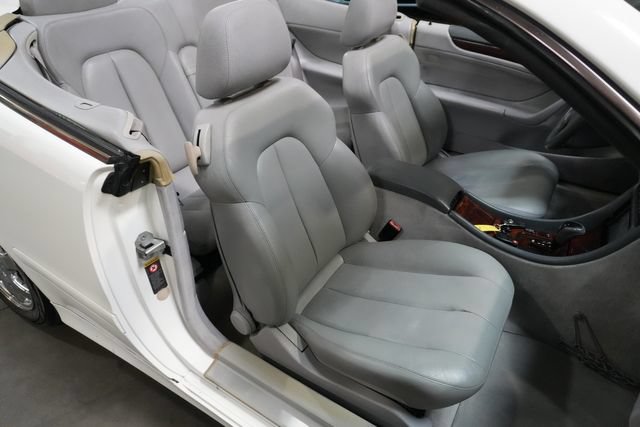 Used 2002 Mercedes-Benz CLK 320 Cabriolet w/ K4 Opt Pkg image 28