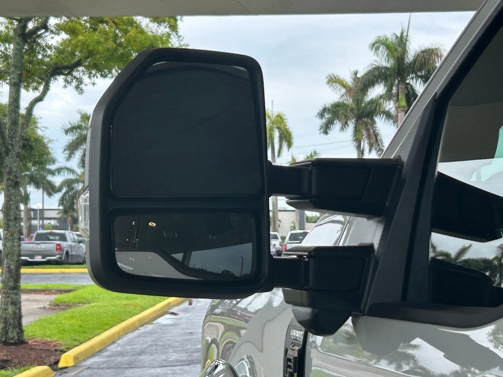 New 2026 Ford F250 Lariat w/ Black Appearance Package AWD/4WD image 17