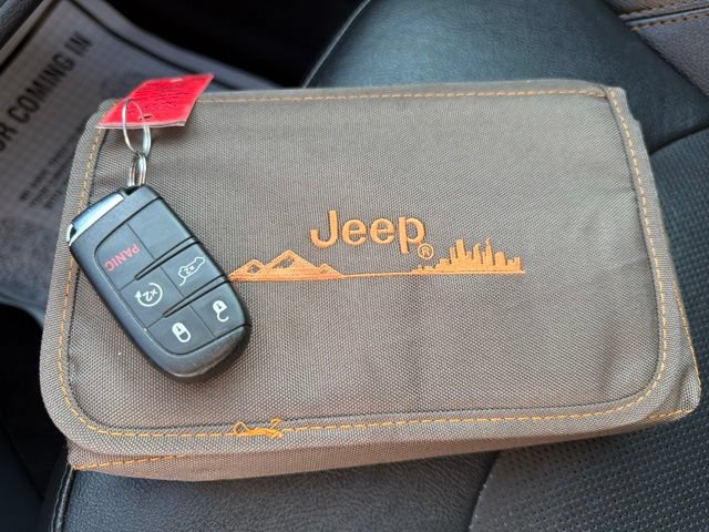 Used 2018 Jeep Compass Limited w/ Navigation Group FWD image 22