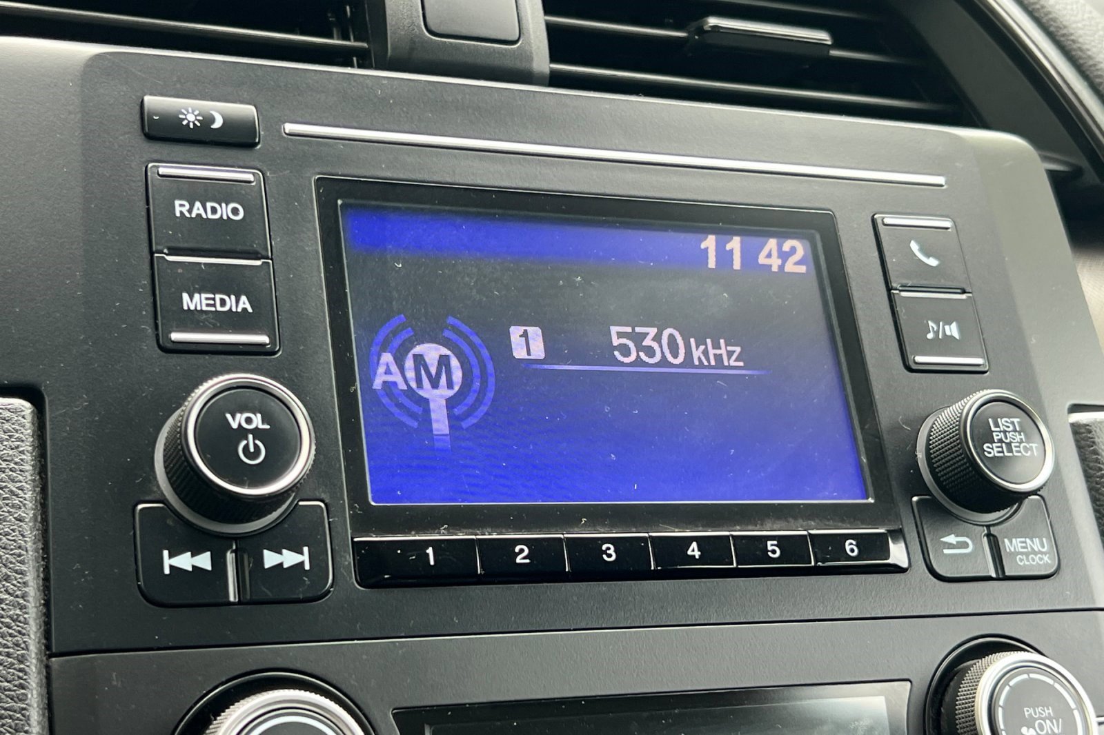 Used 2020 Honda Civic LX image 24