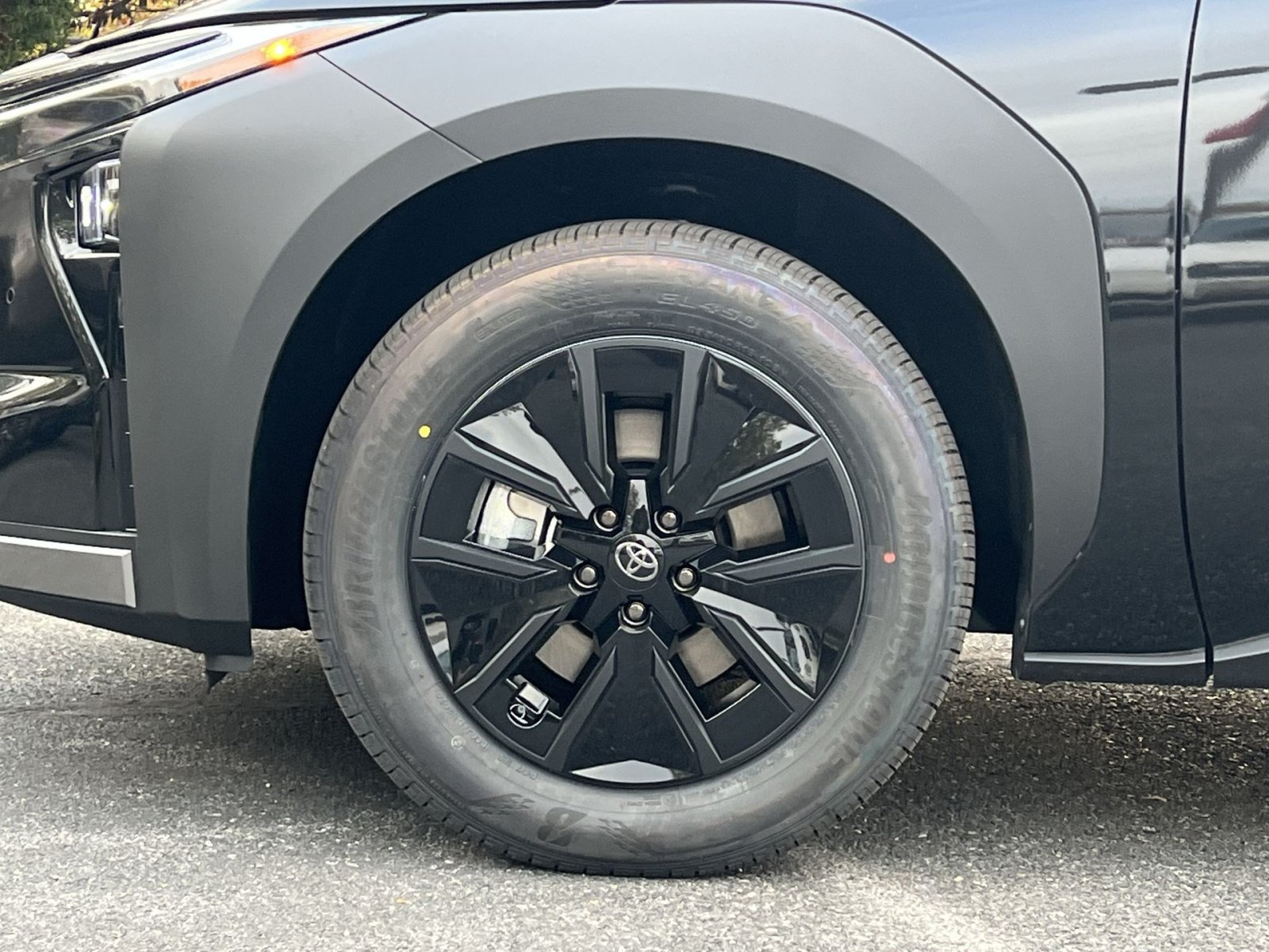 New 2027 Toyota bZ Woodland AWD/4WD image 10