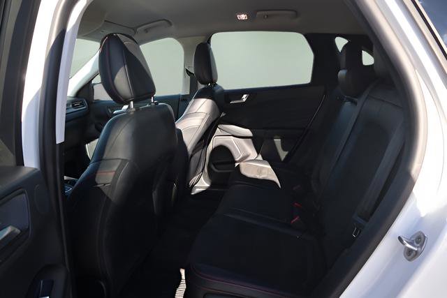 Used 2021 Ford Escape SEL w/ SEL Stealth AWD Package image 25